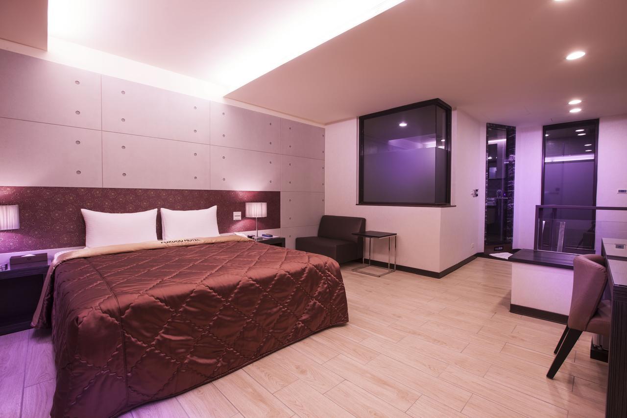 Foxdou Business Motel Tainan Dış mekan fotoğraf