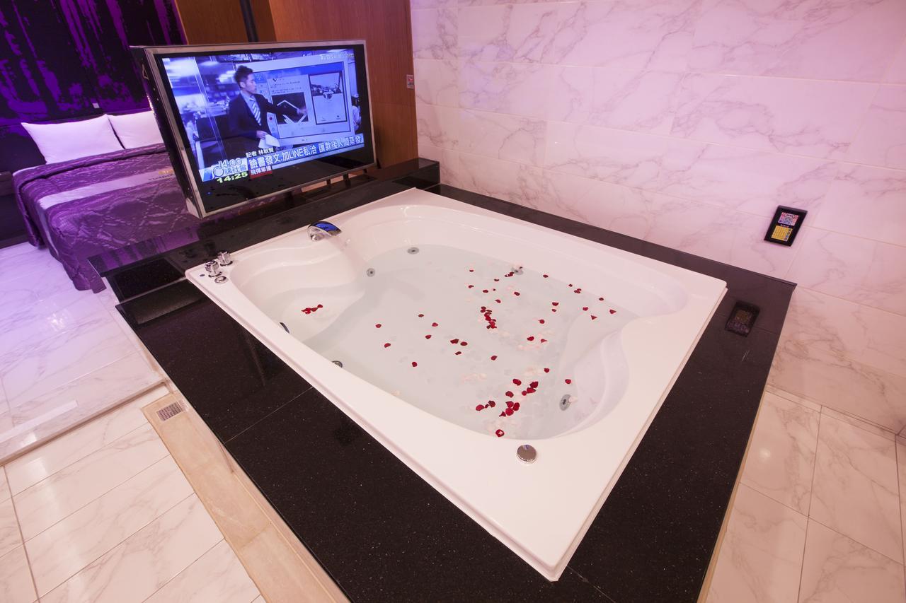 Foxdou Business Motel Tainan Dış mekan fotoğraf