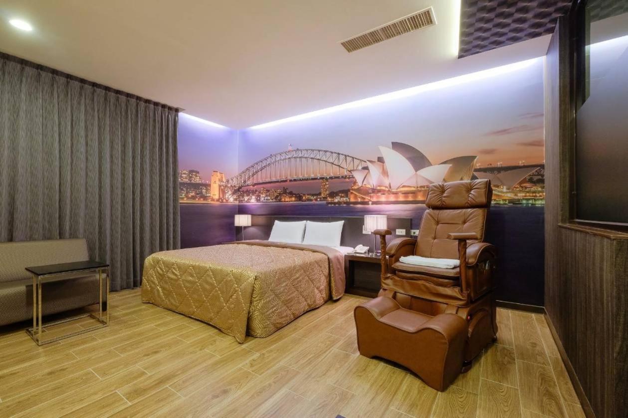 Foxdou Business Motel Tainan Dış mekan fotoğraf